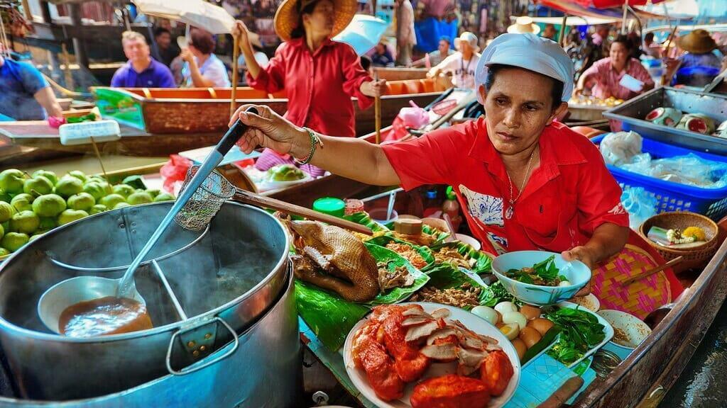 Плавучий рынок Паттайе кухня и еда