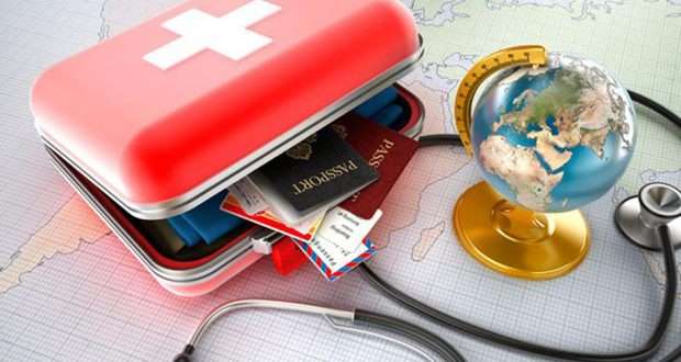 В понимании большинства российских путешественников, туристическая страховка – это досадная необходимость для выезда за границу. Лишь некоторые знают о том, что приобретенный медицинский полис позволяет бесплатно получить помощь профессиональных врачей.