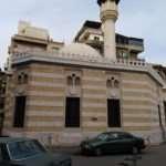 Что еще посмотреть в Триполи: мечеть Аль-Баха, мечеть Аль-Аттар, мечеть Аль-Бартаси, мечеть Айвези; школу Аль-Машхад, Солнечную школу, школу Насирии, школу Аджами, Хан аль-Саабун (мыльный двор), Львиную башню, Сеа аль-Таль (башня часов).