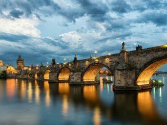 Эта страна – настоящий центр Европы, мостик между Востоком и Западом. Из страны с элитным отдыхом Чехия превратилась в туристическую Мекку, доступную для большинства путешественников.