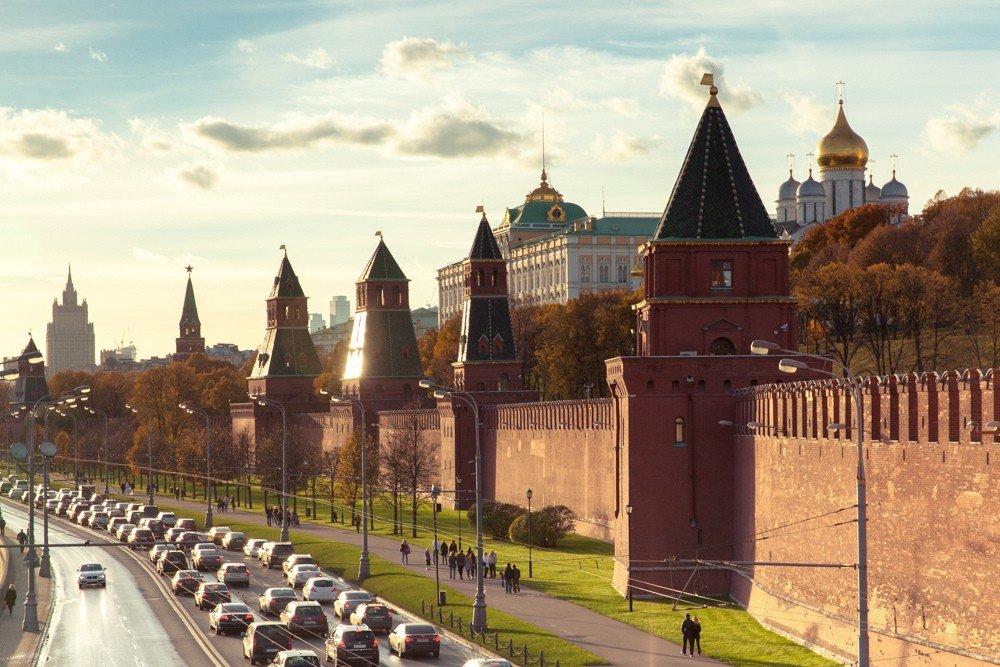 Седьмой день вашего культурного путешествия начинается с завтрака в гостинице Владимира. Этот день станет завершением вашего путешествия по Золотому Кольцу, и вы отправитесь обратно в Москву.